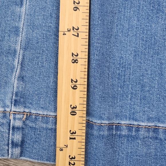 American Eagle Super High Rise Baggy Wide Leg Cargo Jeans Size 8 - Picture 8 of 13